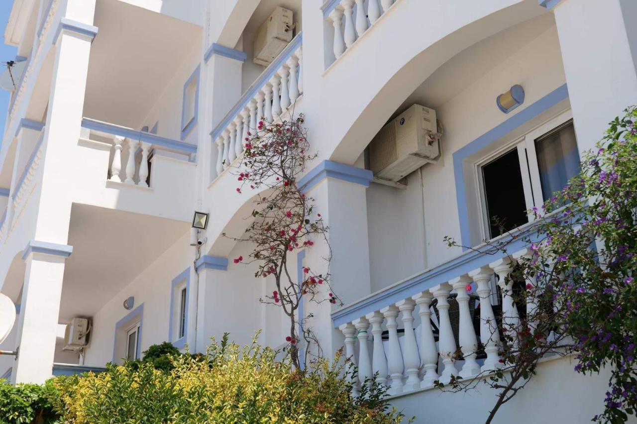 Hotel Erdano Sarandë Esterno foto