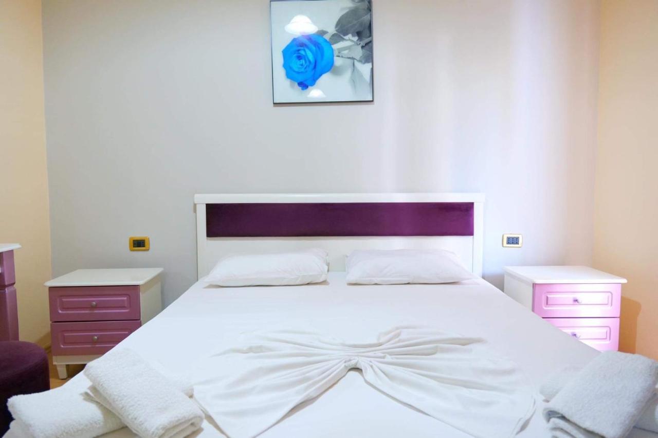 Hotel Erdano Sarandë Esterno foto