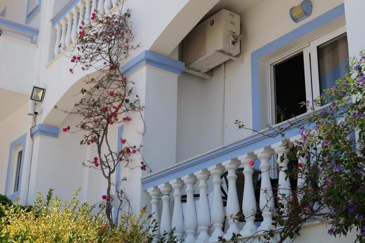 Hotel Erdano Sarandë Esterno foto