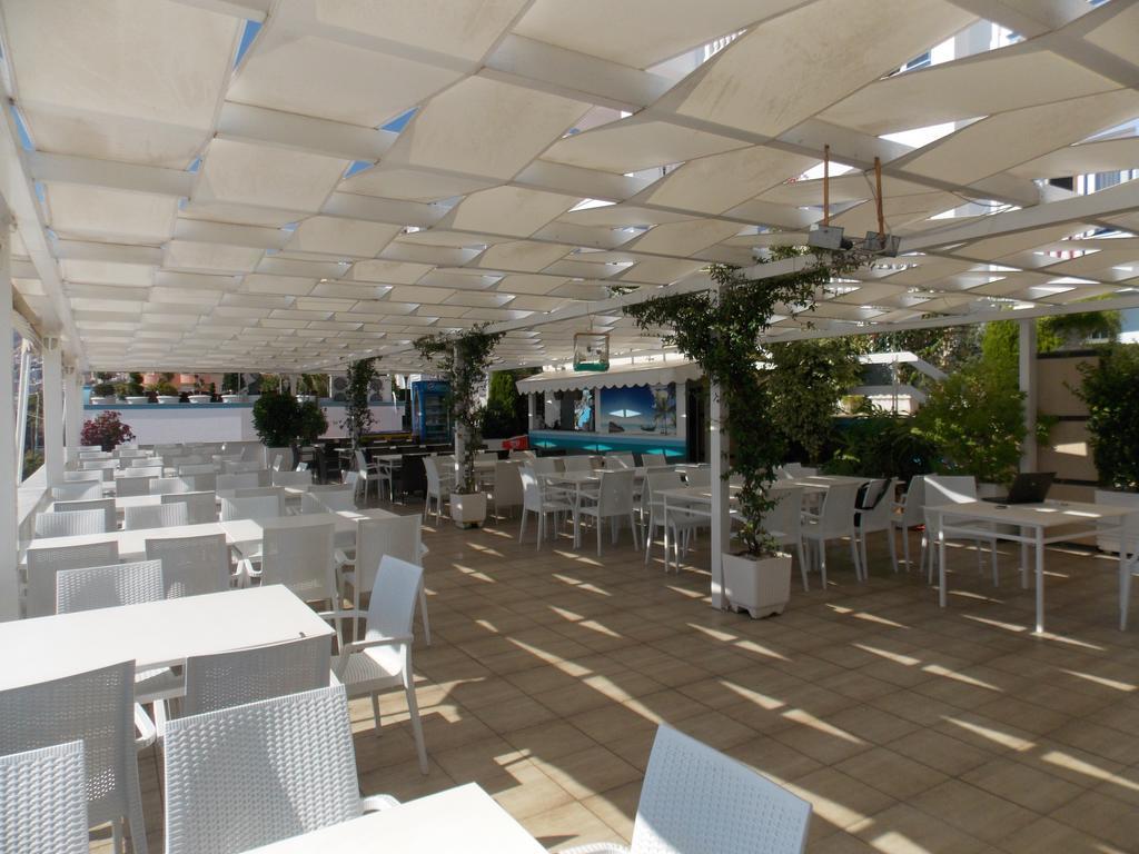 Hotel Erdano Sarandë Esterno foto