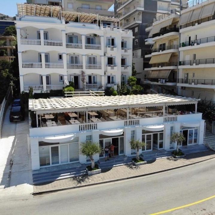 Hotel Erdano Sarandë Esterno foto
